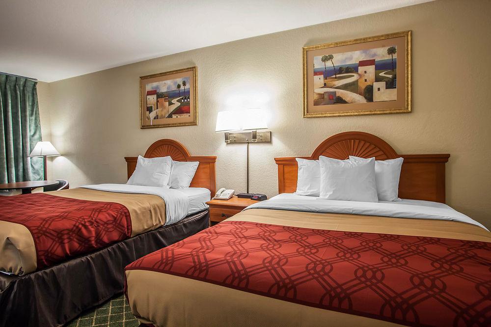 הניבאל Economy Inn & Suites מראה חיצוני תמונה