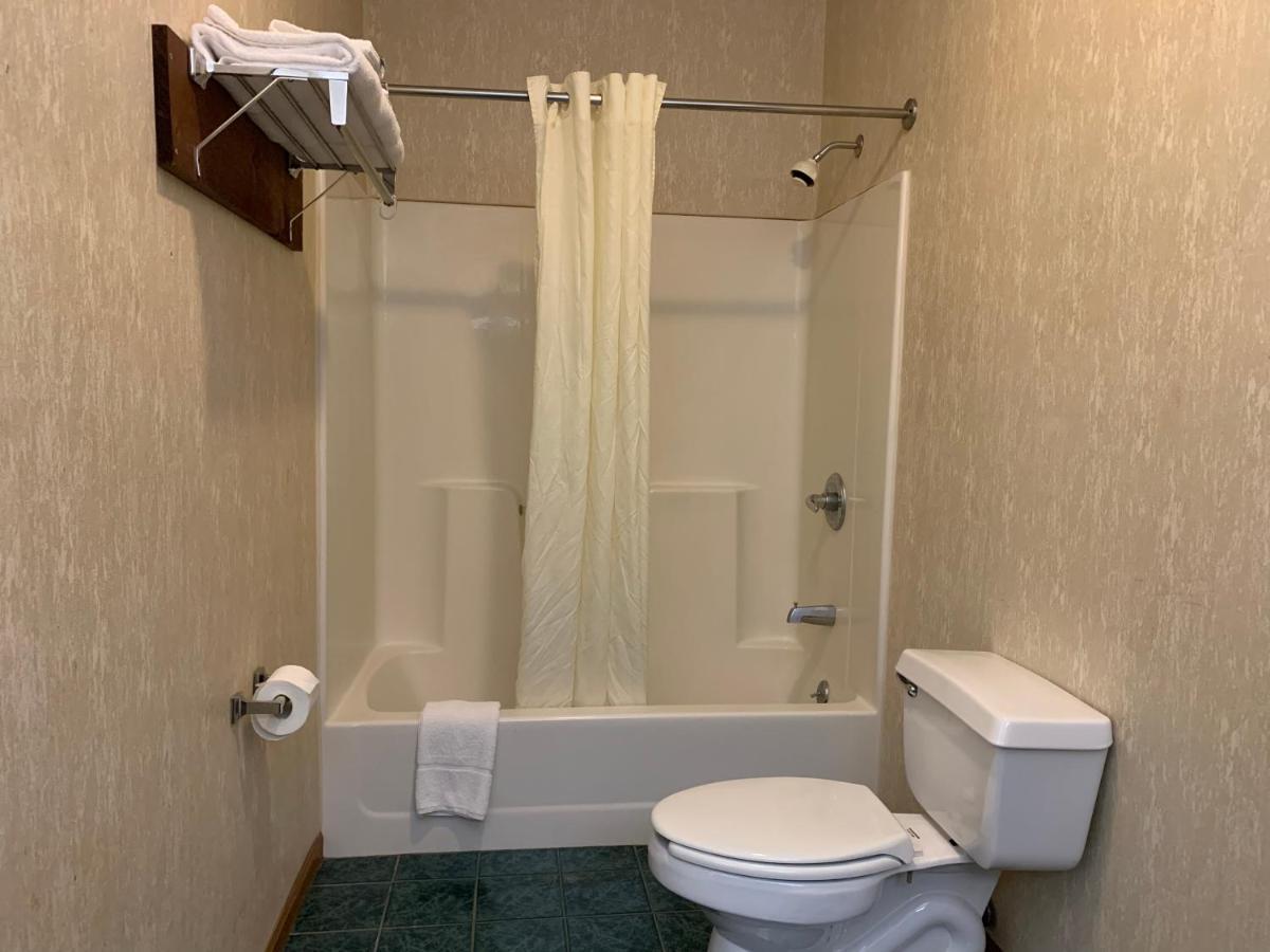הניבאל Economy Inn & Suites מראה חיצוני תמונה
