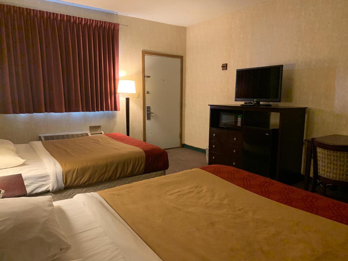 הניבאל Economy Inn & Suites מראה חיצוני תמונה