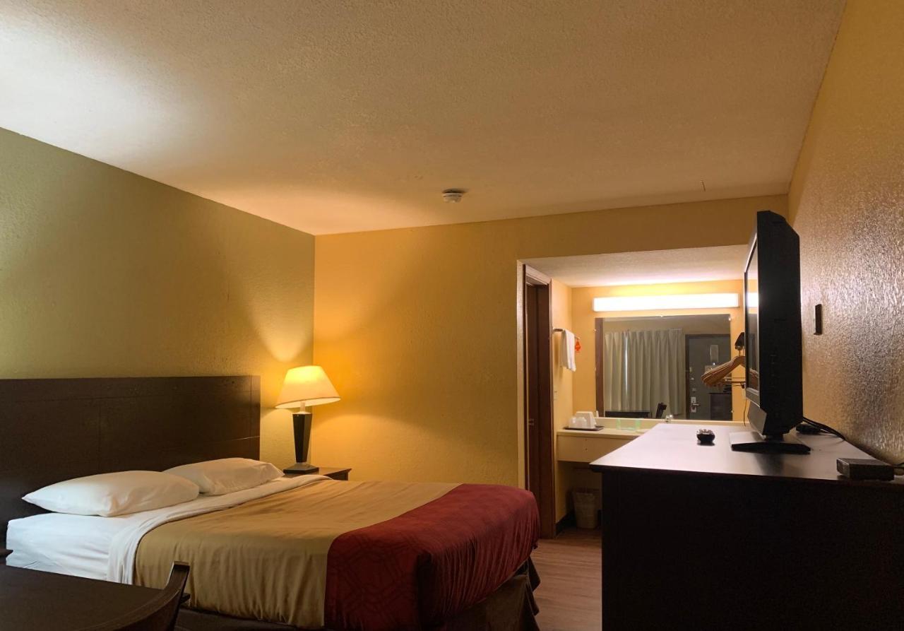 הניבאל Economy Inn & Suites מראה חיצוני תמונה